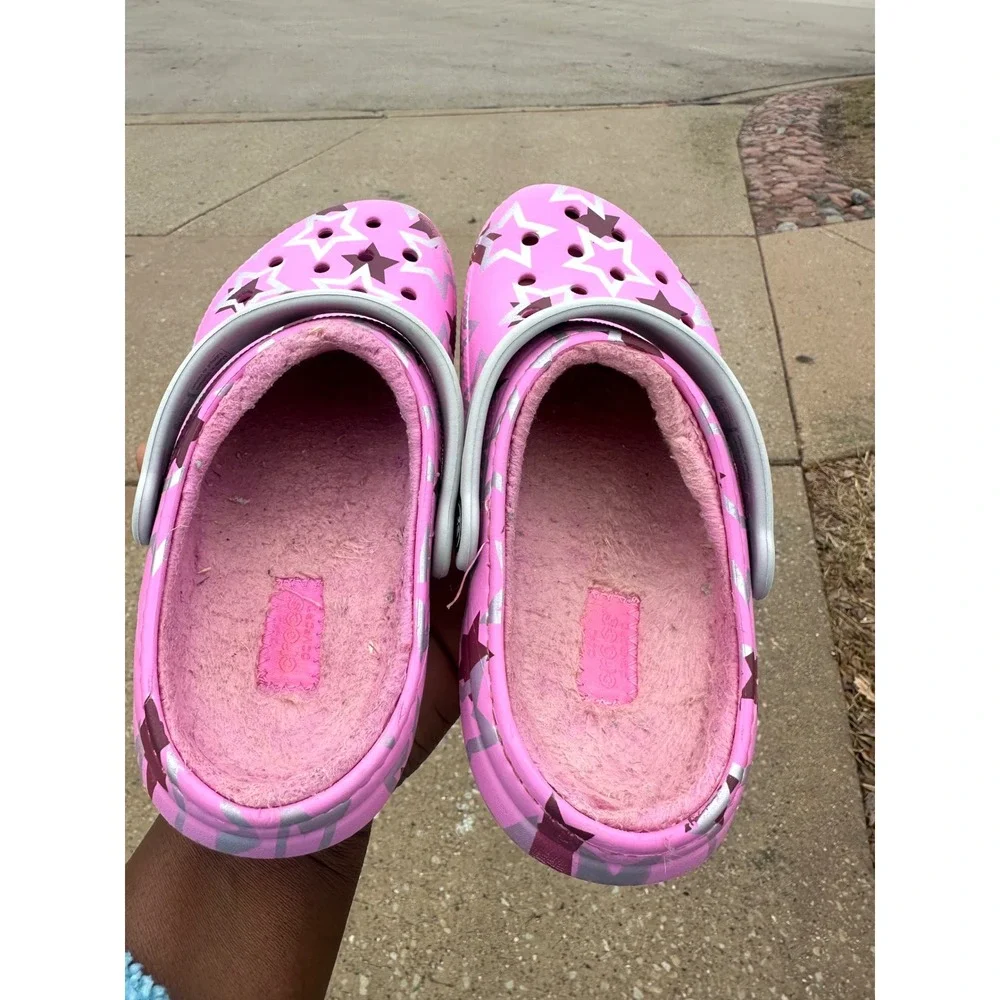 Crocs Kids Classic Lined Disco Dance Party Clogs Size J 2 Pink Sandals‎